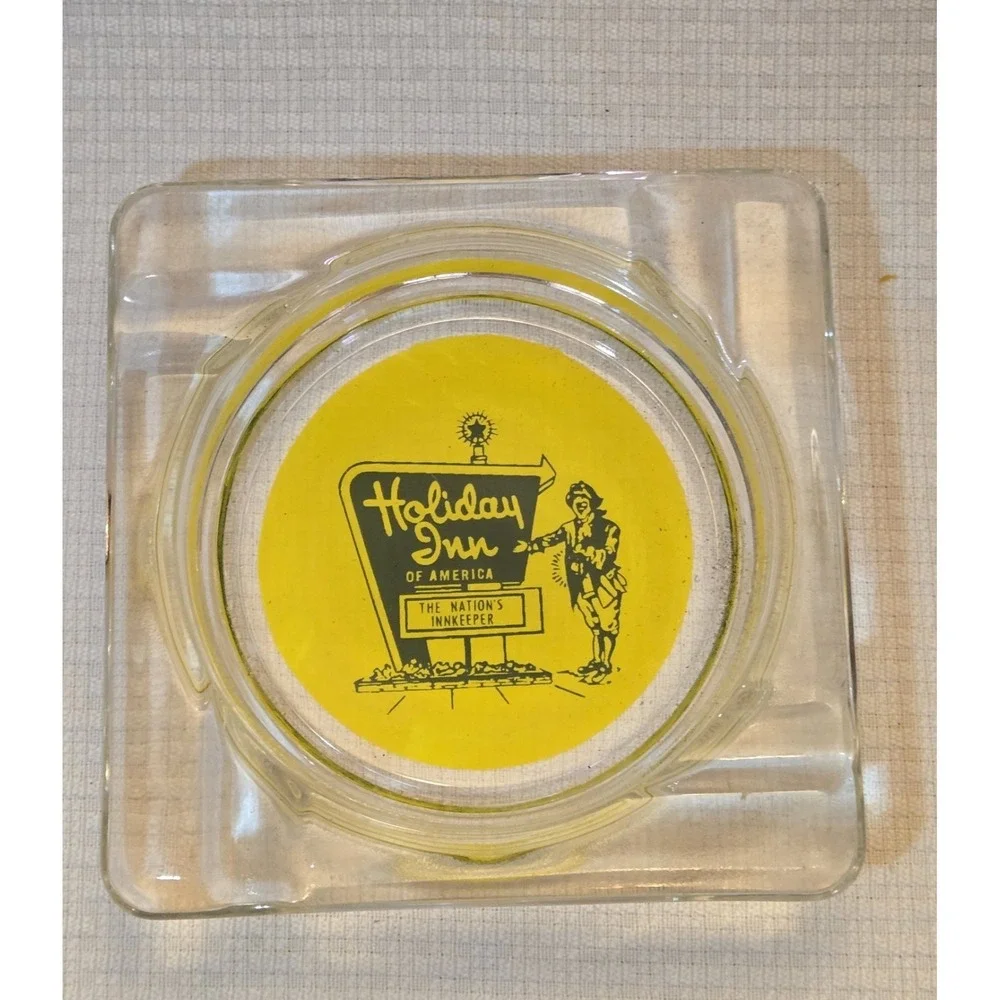 Vintage Holiday Inn Glass Ashtray The Nations Innkeeper Logo Yellow Background